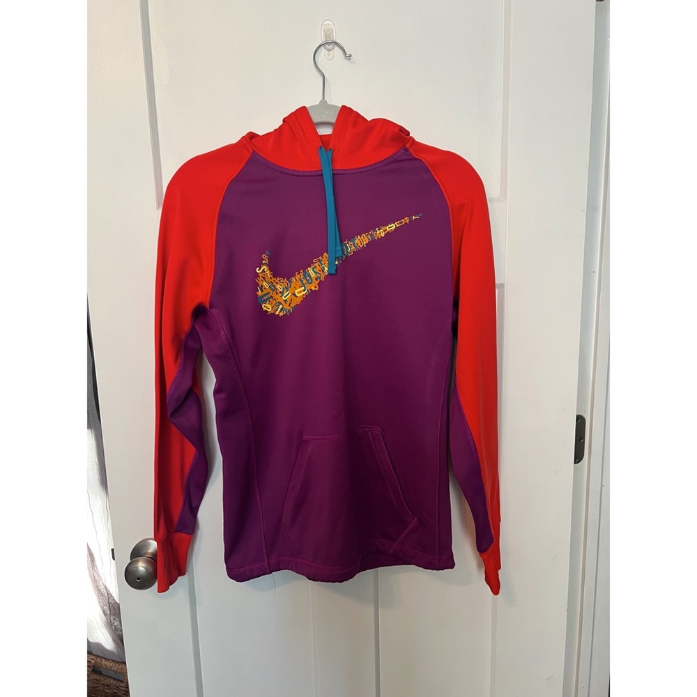 Womens Nike Mulit-Colored Therma-Fit Sweatshirt
